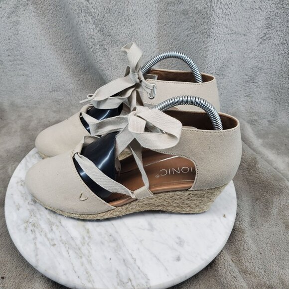 Vionic Shoes Womens Size 8 Tan Canvas Kaitlyn Ankle Wrap Espadrille Wedge *Read* - Picture 1 of 11